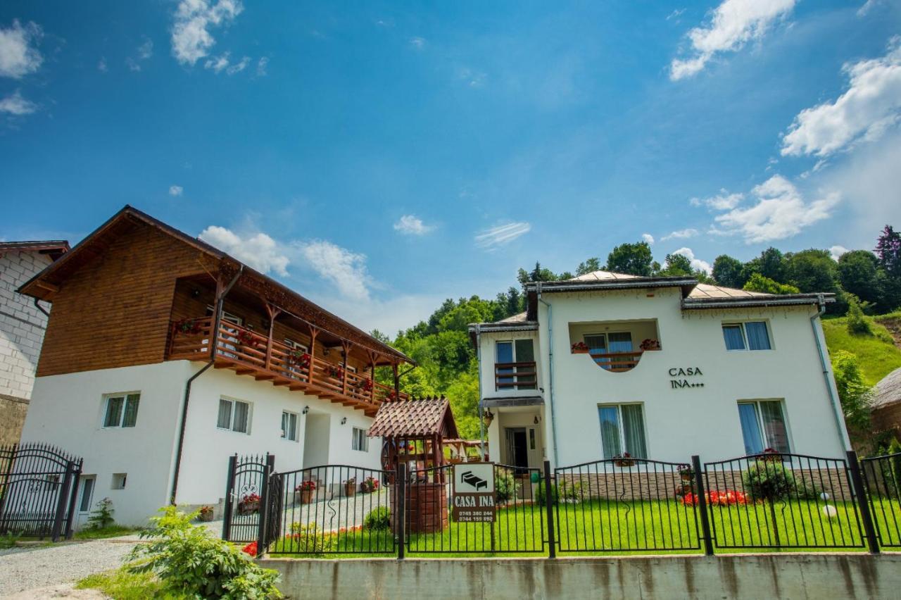 Casa Ina Hotel Moisei Eksteriør billede