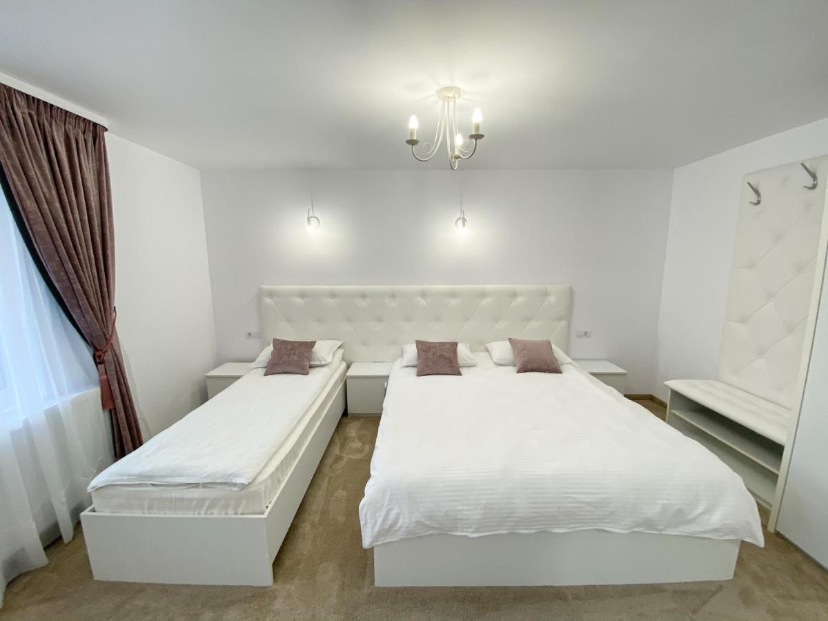 Casa Ina Hotel Moisei Eksteriør billede