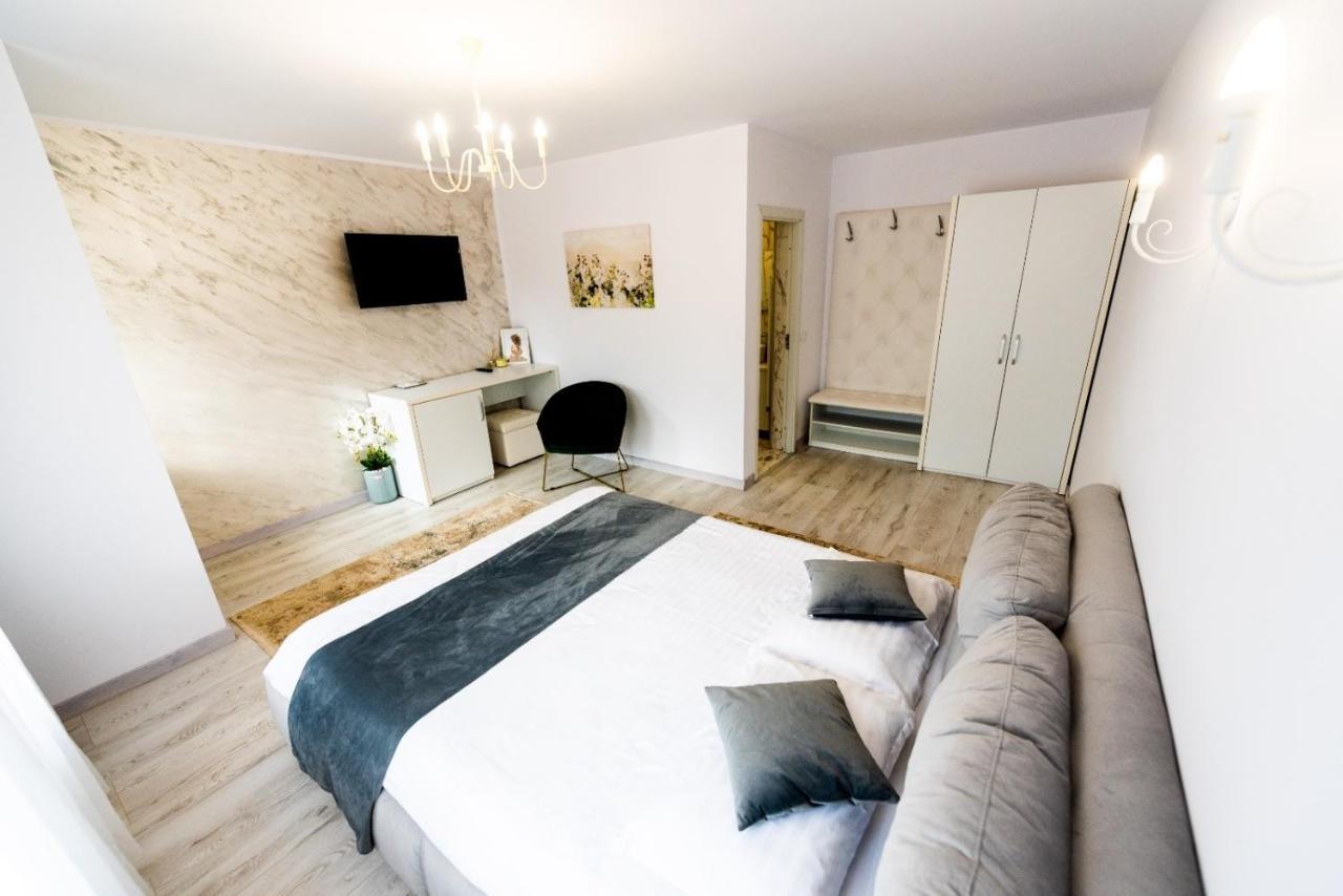 Casa Ina Hotel Moisei Eksteriør billede